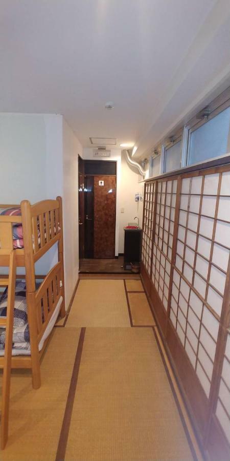 Хостел Owl House Asakusa Токио Экстерьер фото